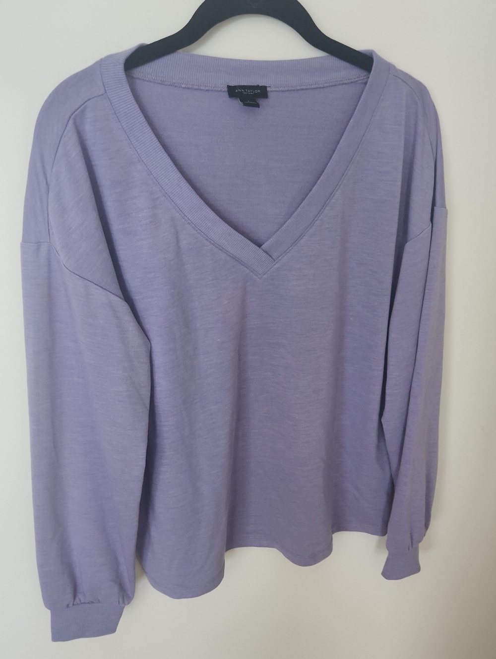 Ann Taylor Factory Lavender V-Neck Long Sleeve Tee